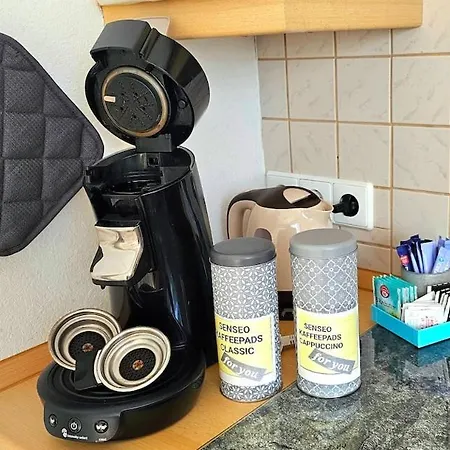 Gemuetliche Dachgeschosswohnung Mit Balkon In Apartmán Dortmund