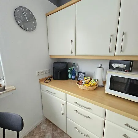 Gemuetliche Dachgeschosswohnung Mit Balkon In Apartmán