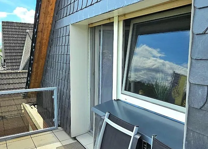 Gemuetliche Dachgeschosswohnung Mit Balkon In *