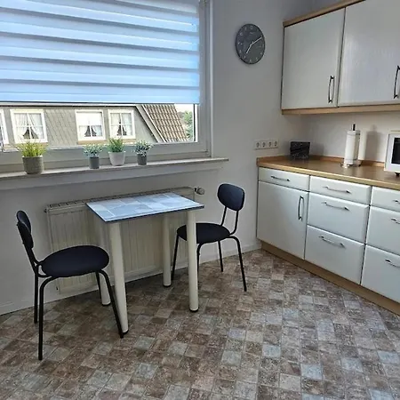 Gemuetliche Dachgeschosswohnung Mit Balkon In Дортмунд