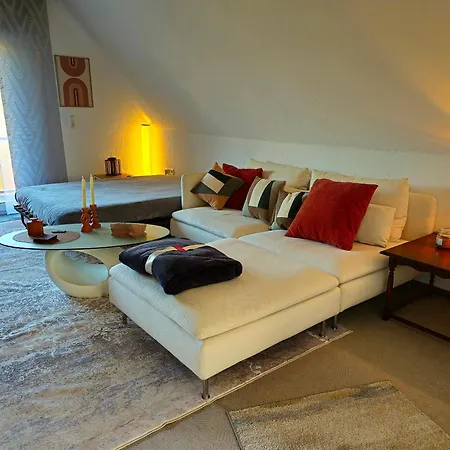 Gemuetliche Dachgeschosswohnung Mit Balkon In Apartment Dortmund
