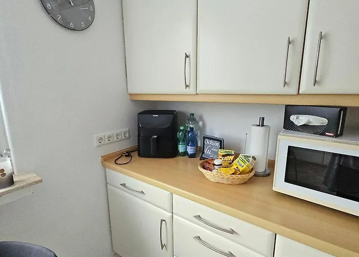 Gemuetliche Dachgeschosswohnung Mit Balkon In Lejlighed