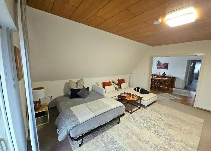 Gemuetliche Dachgeschosswohnung Mit Balkon In Dortmund